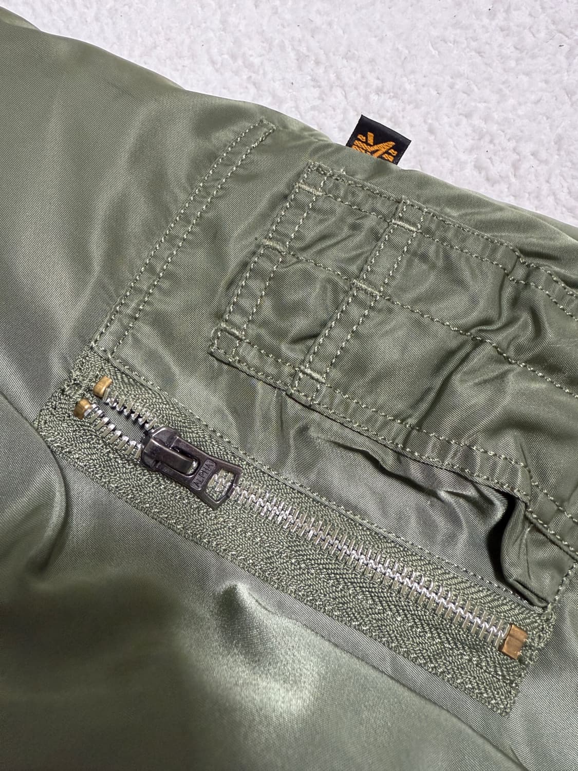 알파인더스트리 MA-1 항공 점퍼 카키 상품이미지5