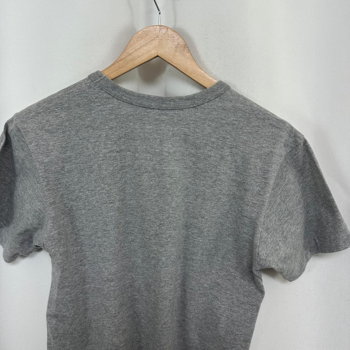 꼼데가르송 여자 면100% 반팔티 그레이 S  상품이미지5