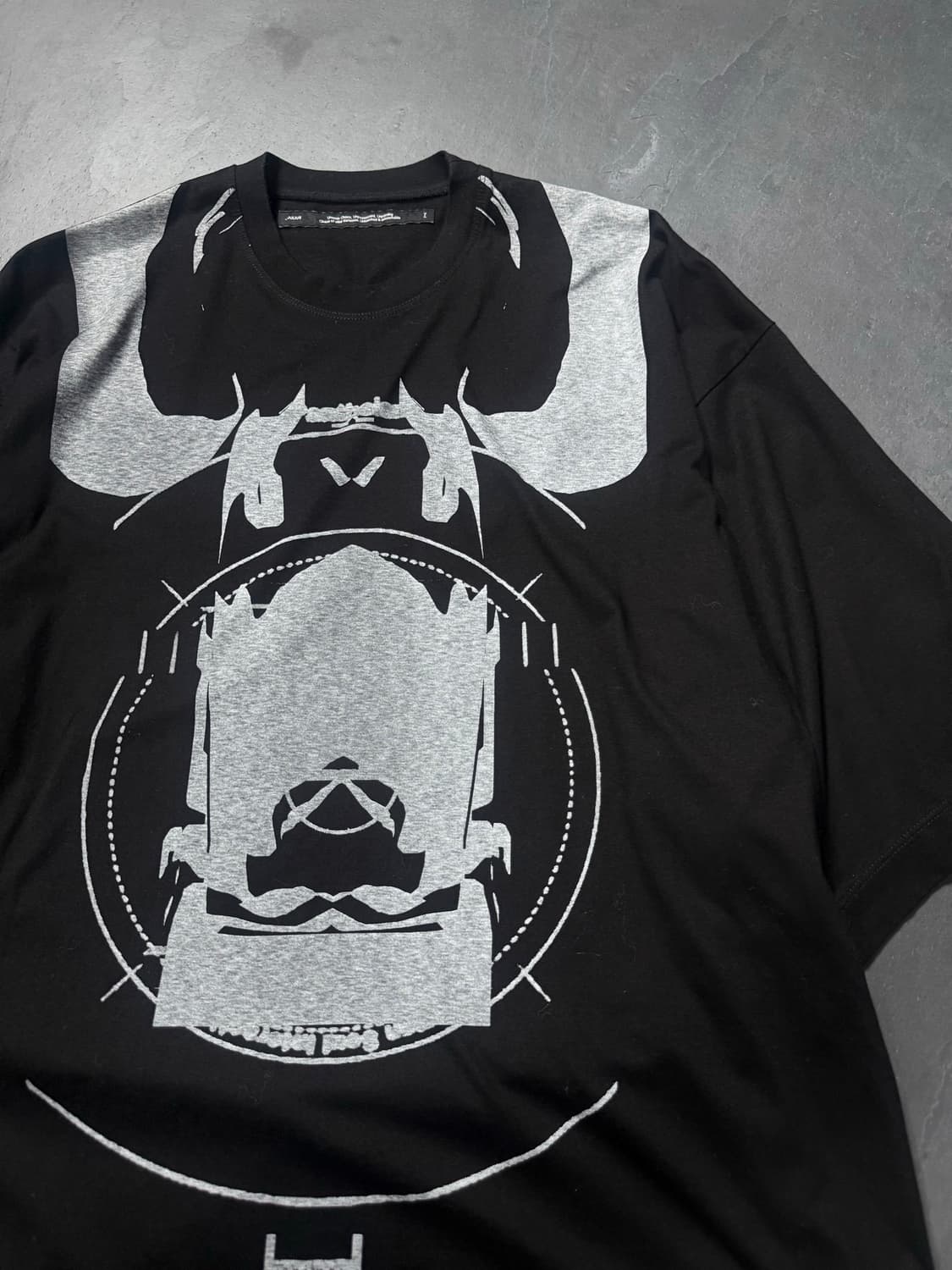 Julius 25SS [ anima; ] Graphic Print T-S 상품이미지3