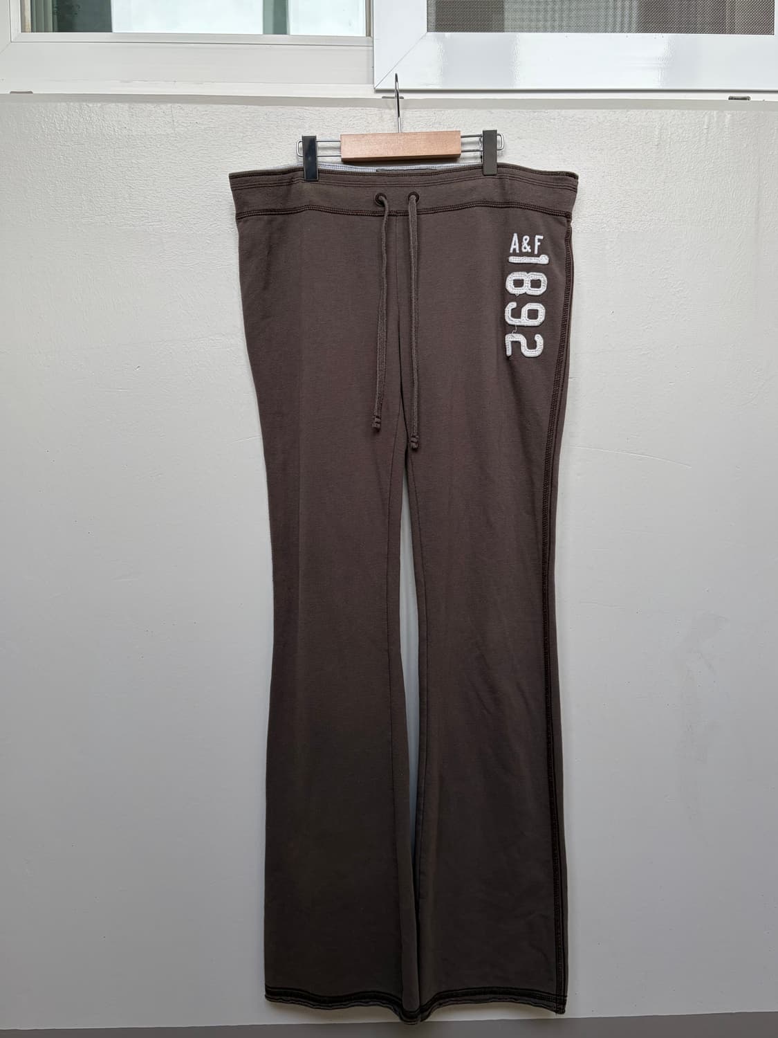 아베크롬비 트레이닝 팬츠 상품이미지1