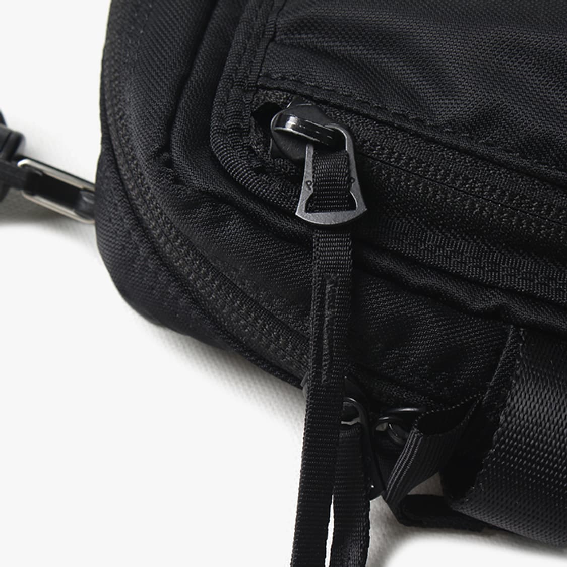  PORTER "Black Shoulder Bag" 상품이미지5