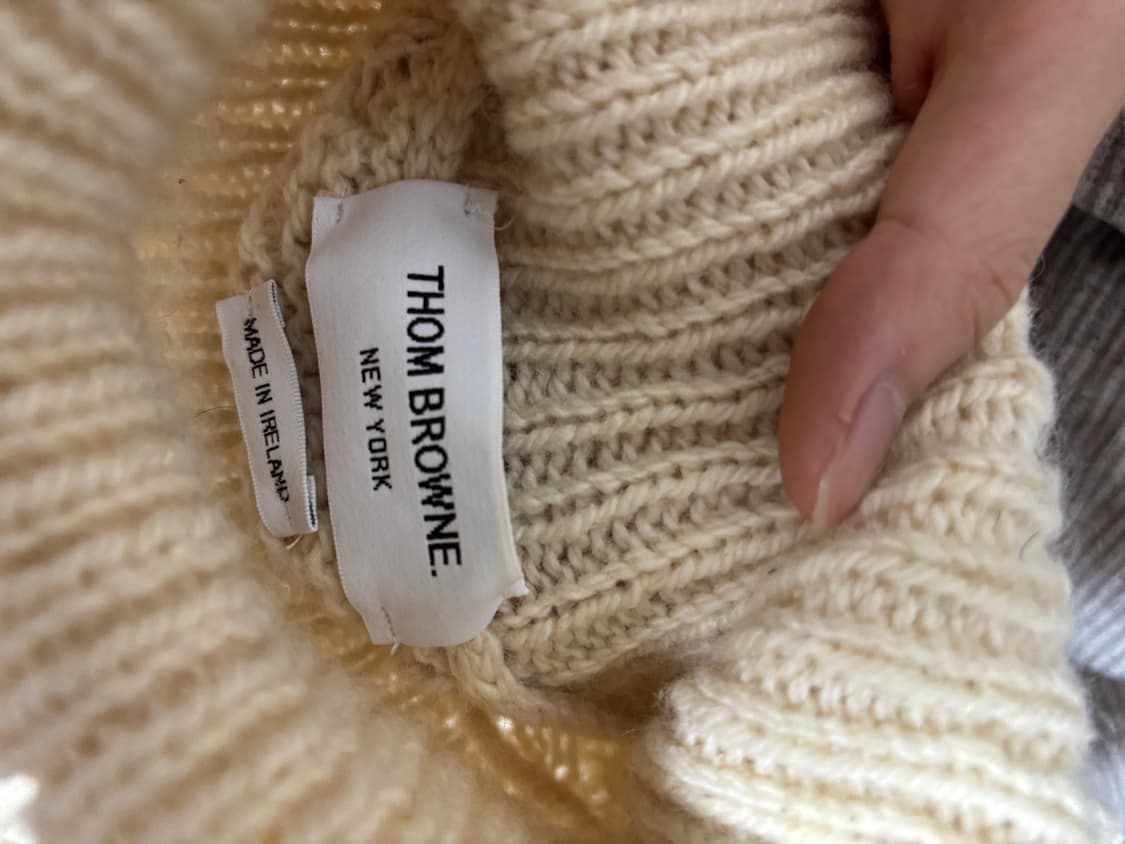 톰브라운 터틀넥 니트 3사이즈 상품이미지3