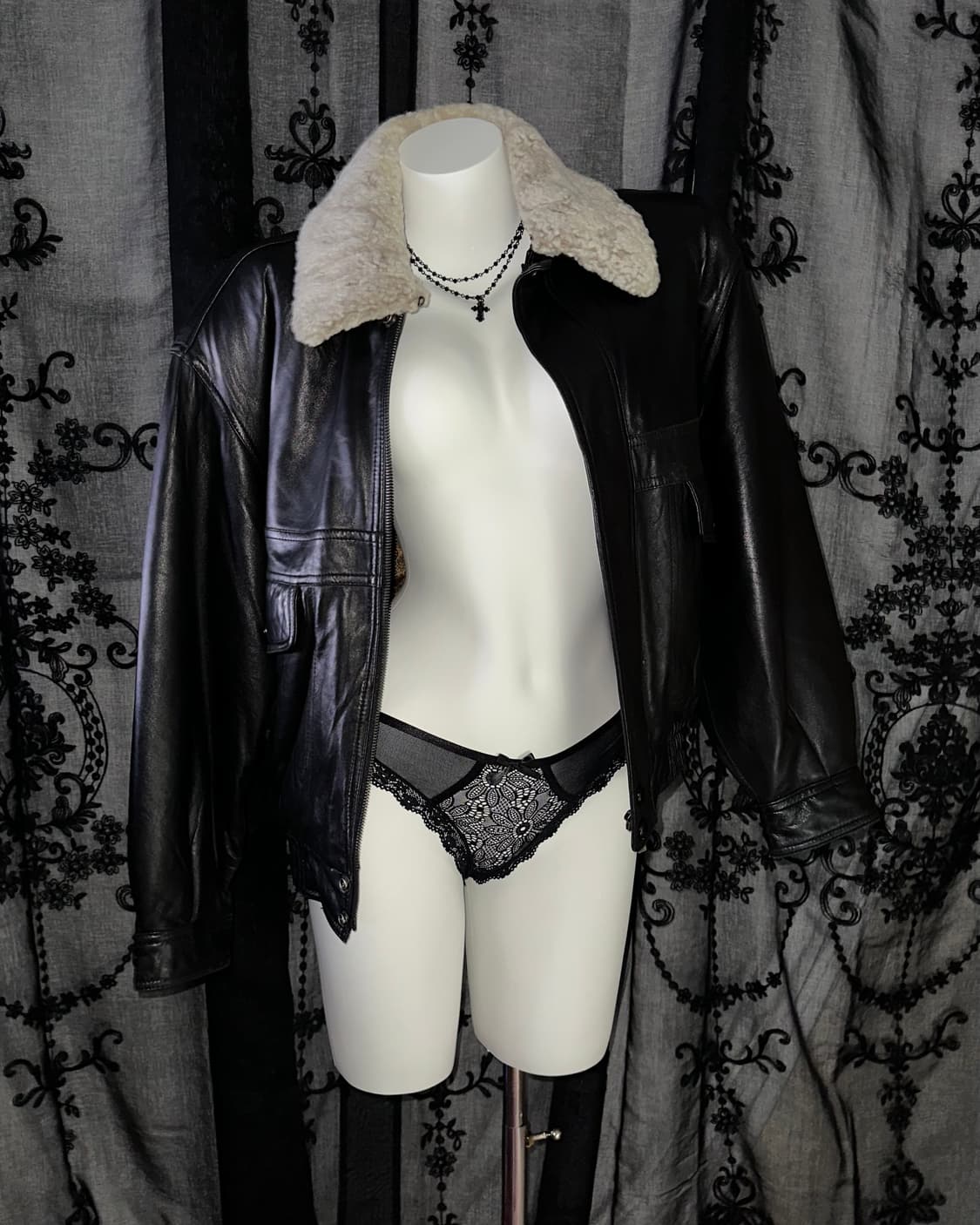 black sheepskin Bomber 상품이미지1