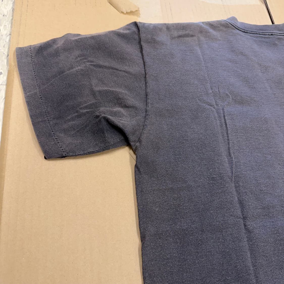 90s Vintage Sun Faded Blank Pocket Tee 상품이미지7