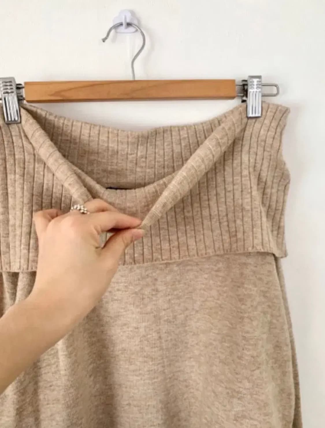 빈티지 옷속무 오프숄더 여리 니트 상품이미지3