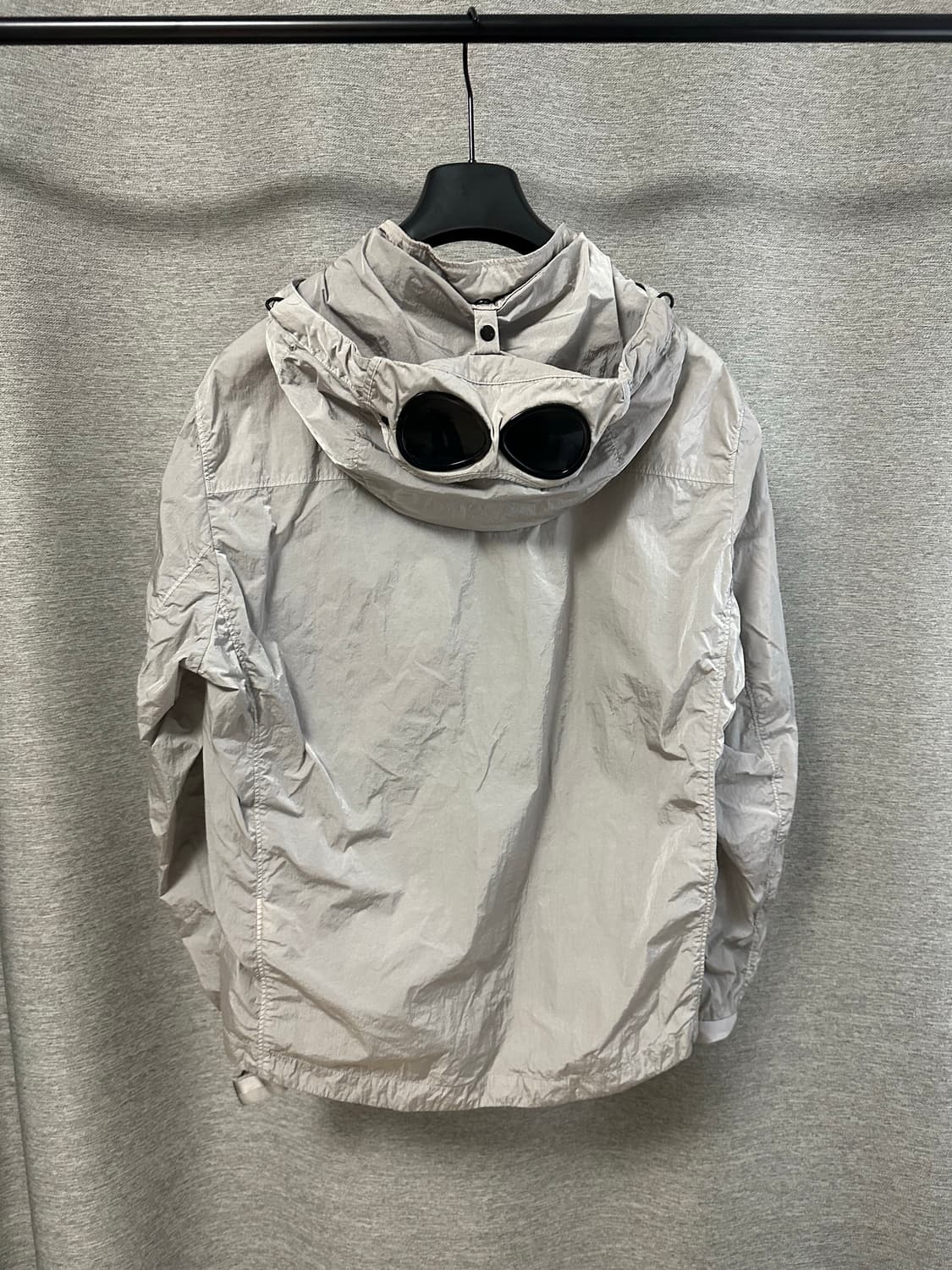 CP컴퍼니 크롬R 나일론 고글 바람막이 그레이 (L) 상품이미지3