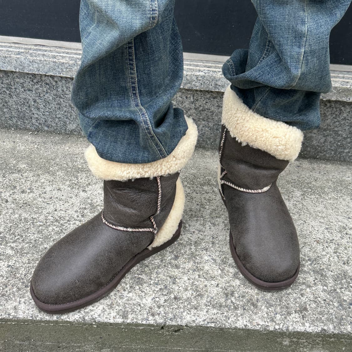 00s 쿨라부라 숏 시어링 앤 스웨이드 어그 부츠 상품이미지3