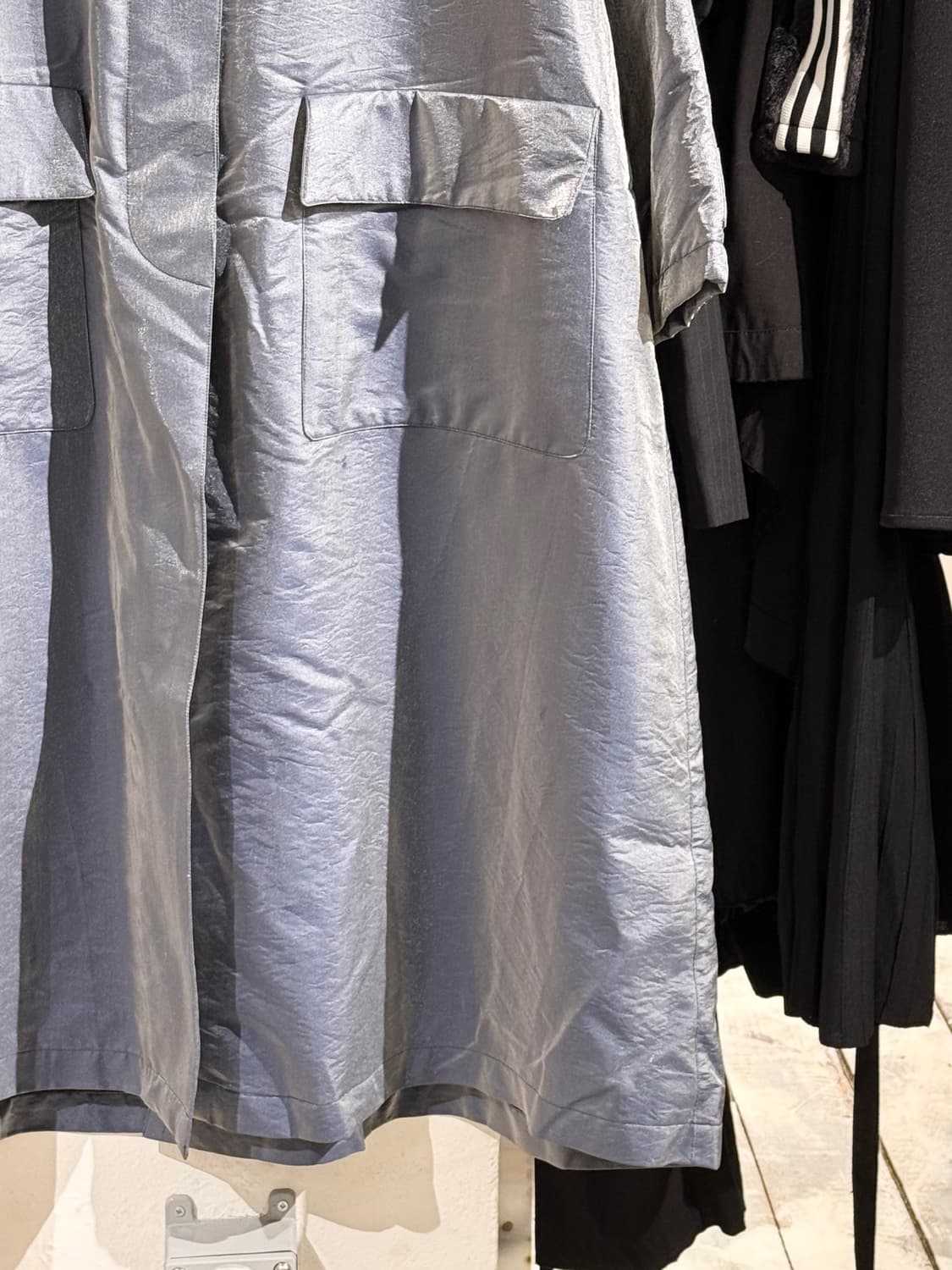 엠포리오 아르마니 블루 글로시 벨티드 패딩 롱 코트 상품이미지6