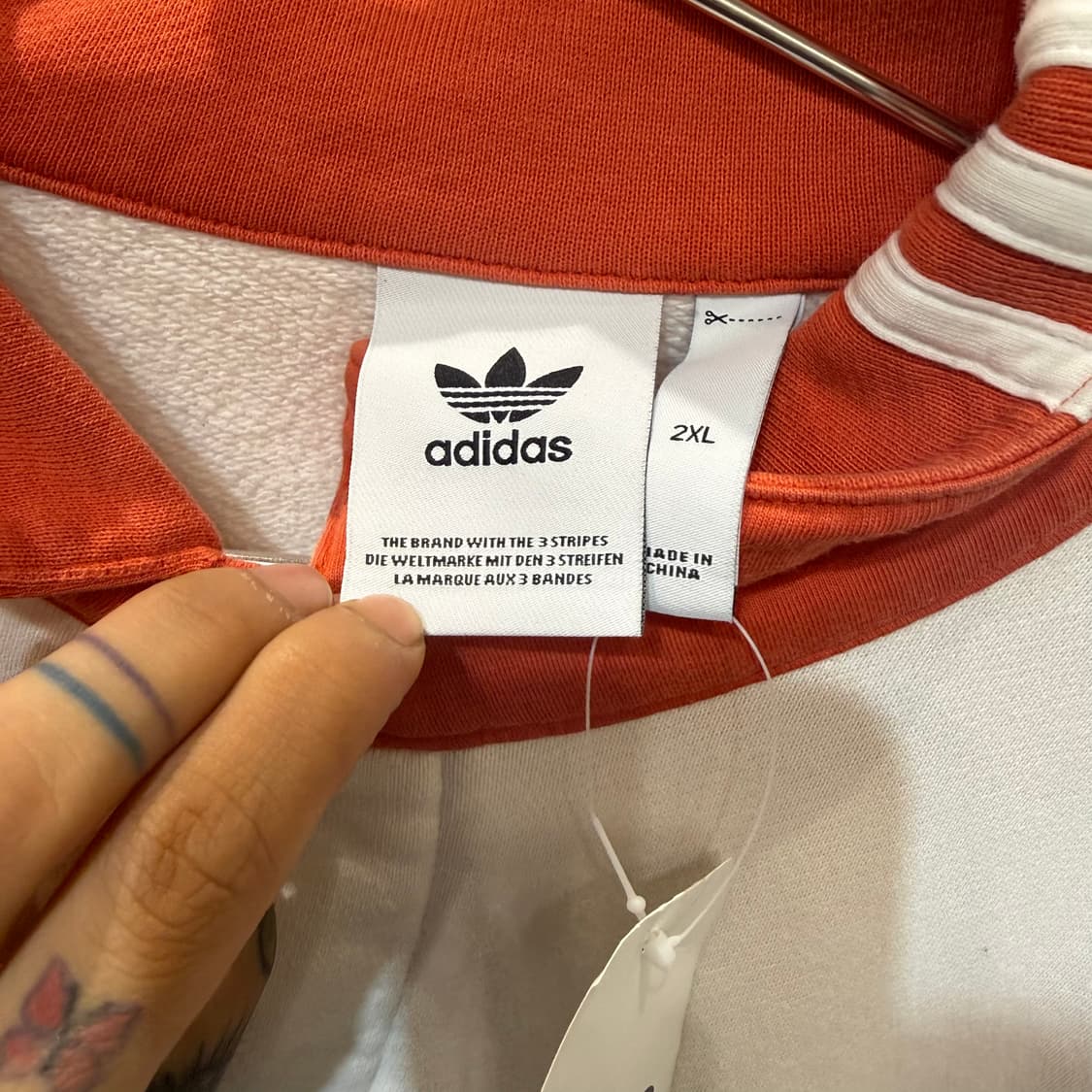 아디다스 삼색 컬러 블록 풀오버 맨투맨 상품이미지4