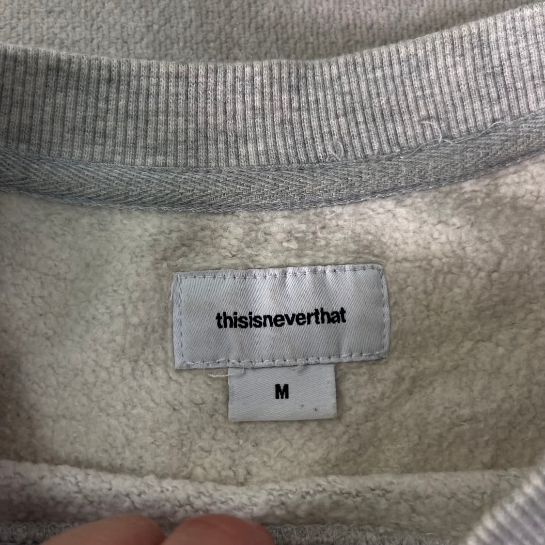 100 디스이즈네버댓 맨투맨 상품이미지3