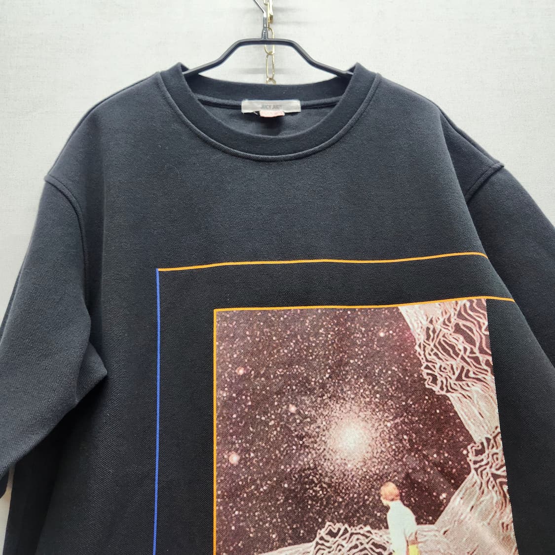 쥬시쥬디 스페이스 프린팅 반팔티 S(L) 상품이미지2