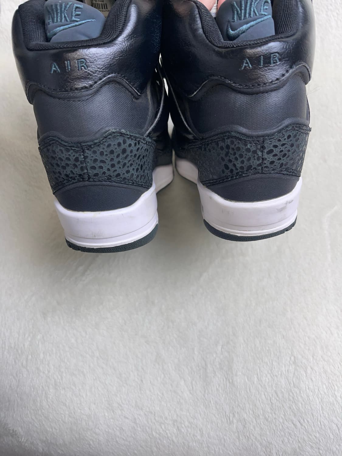 [235-240] 나이키 에어 레볼루션 스카이 하이 상품이미지5