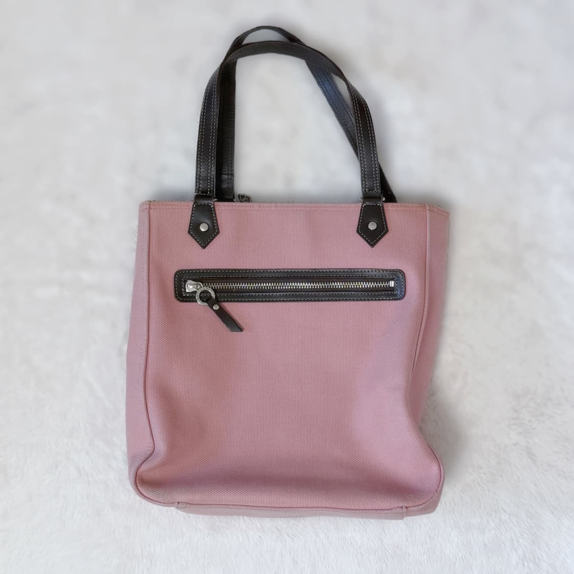 Burberry 버버리 블루라벨 딸기 초코 하트 숄더백  ≽^•⩊•^≼ 상품이미지3