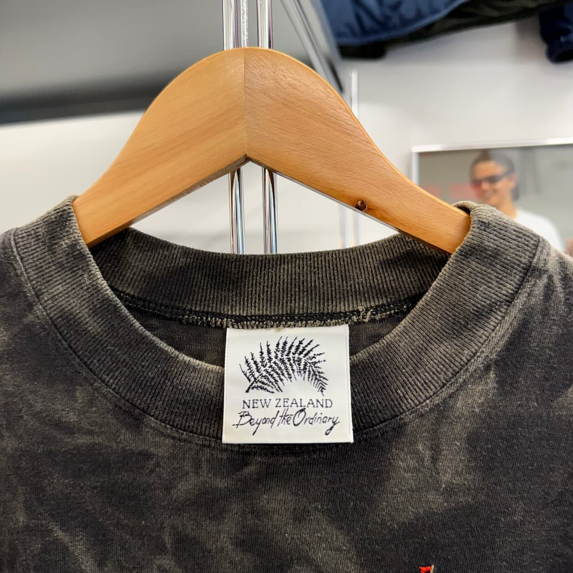 비욘드 디 올디너리 자수 티셔츠 made in Newzealand (S) 상품이미지5