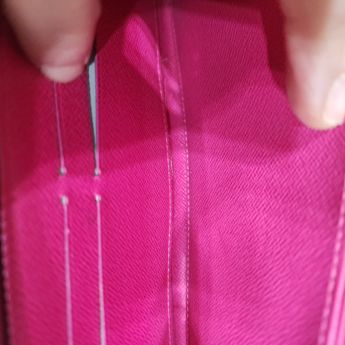 루이비통 멀티컬러 느와르 장지갑 상품이미지9