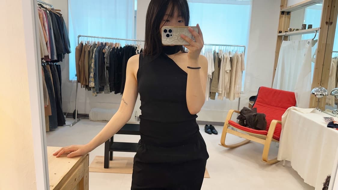 [EGOIST] half shoulder sleeveless 상품이미지2