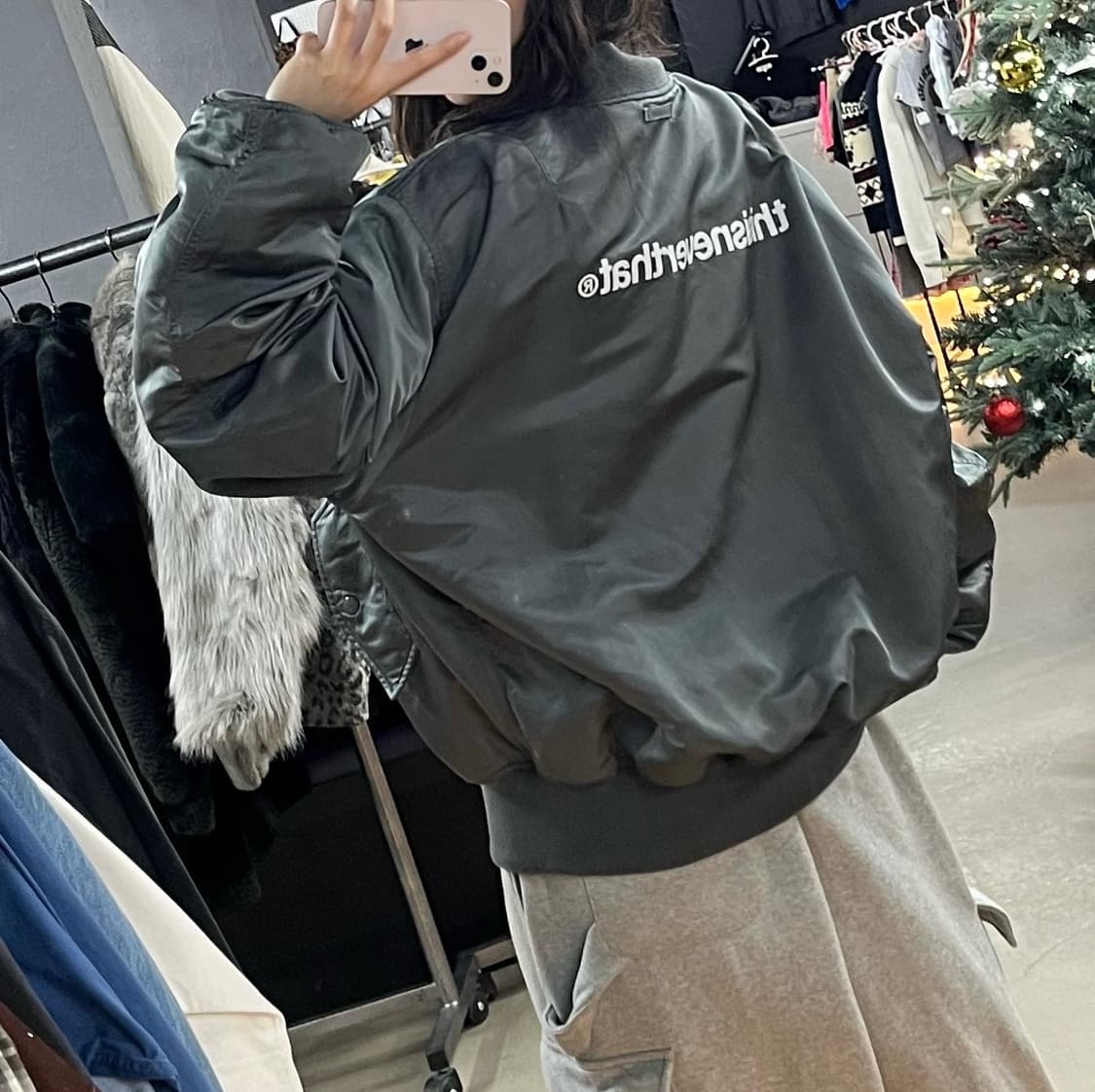 디스이즈네버댓 알파인더스트리 리버시블 항공점퍼 상품이미지3