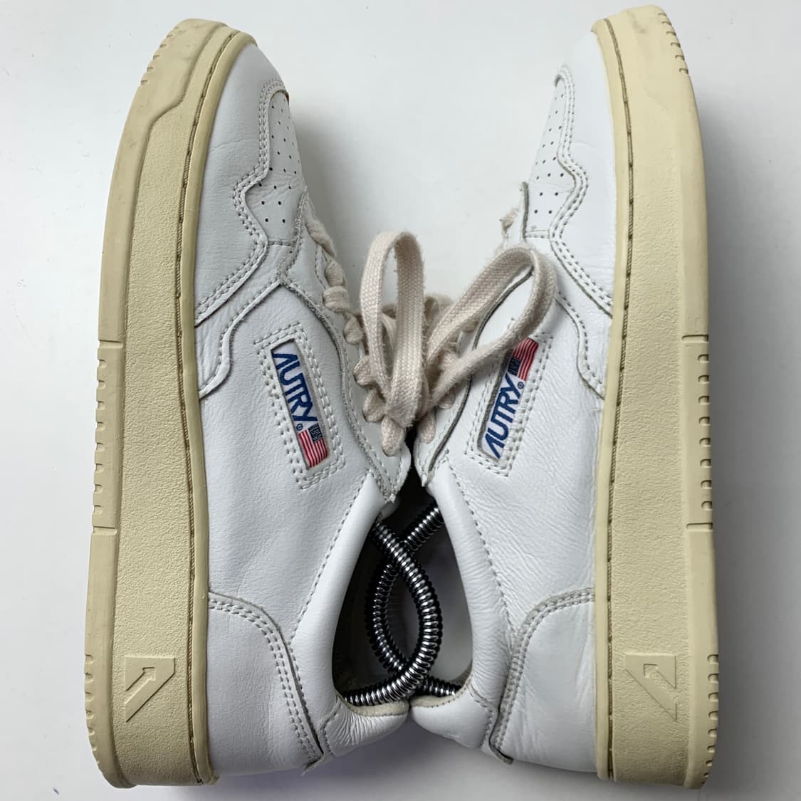 [37/정품] 오트리 메달리스트 로우 운동화 신발
 상품이미지3