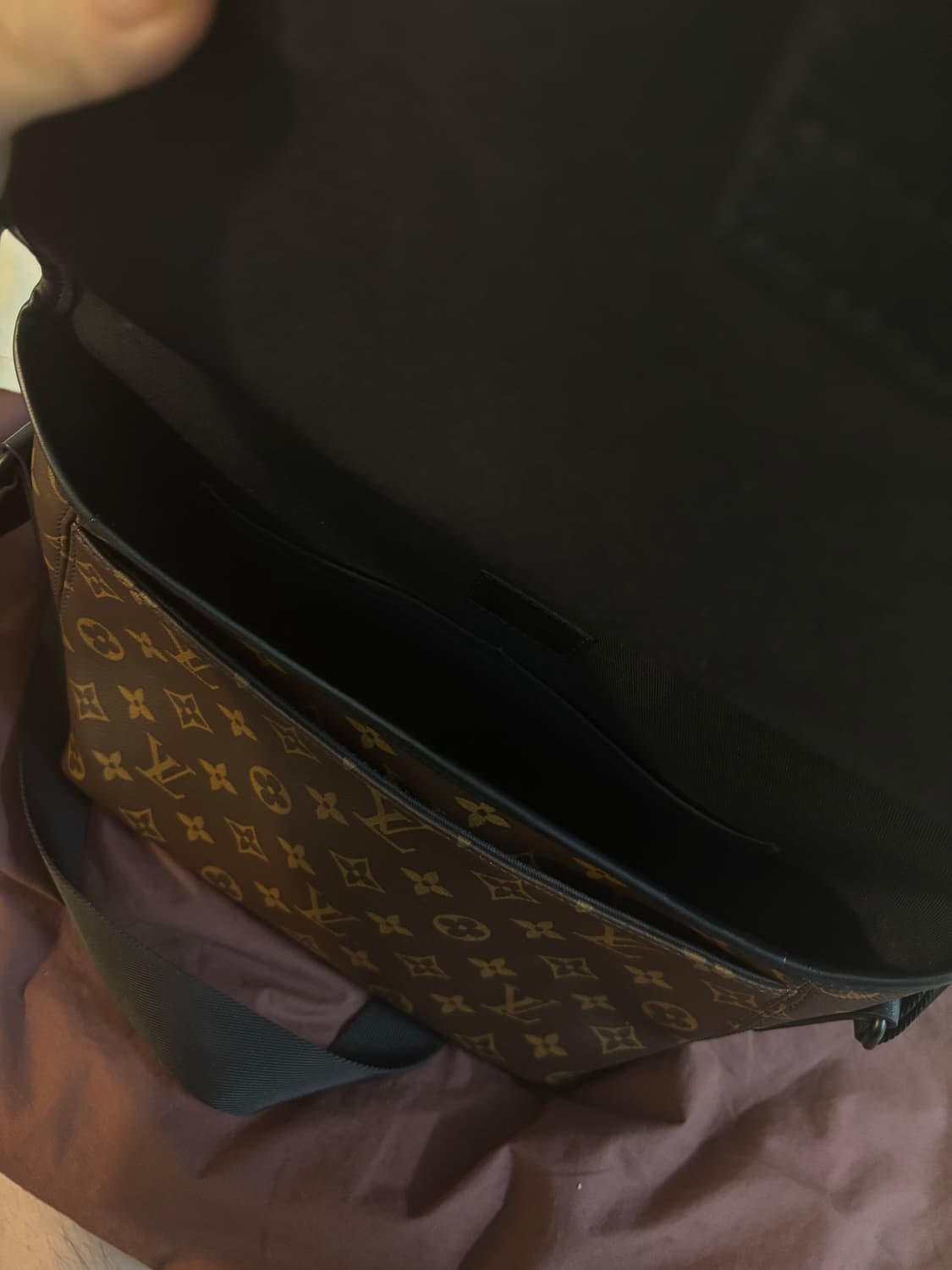 루이비통 마그네틱 메신저 모노그램 상품이미지7