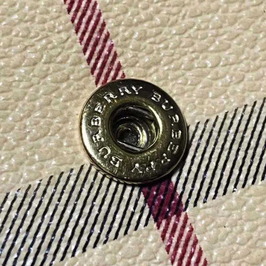 [정품]BURBERRY 버버리 헤이마켓 클래식체크 소가죽 장지갑 상품이미지5