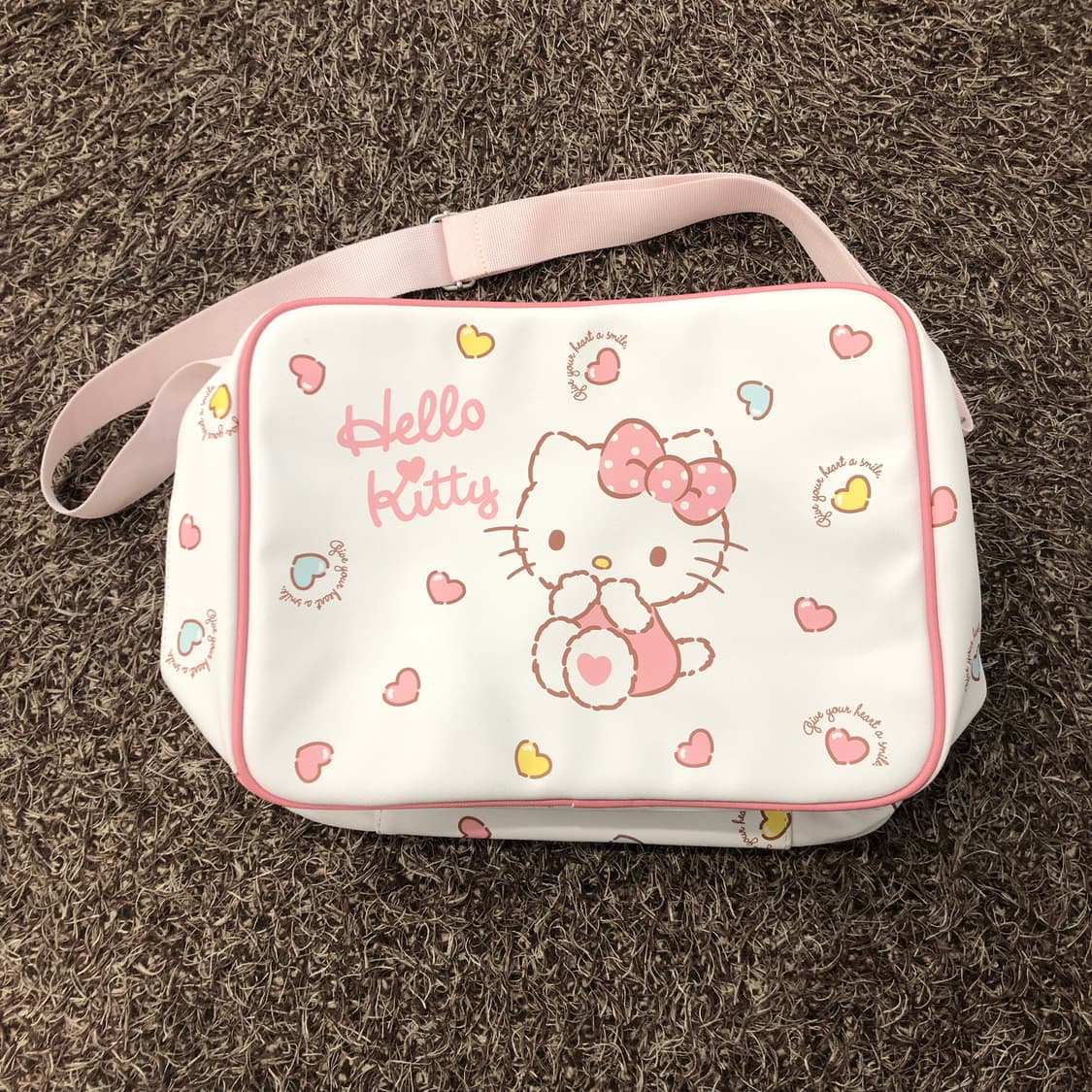 산리오 헬로키티 보스턴백 상품이미지1
