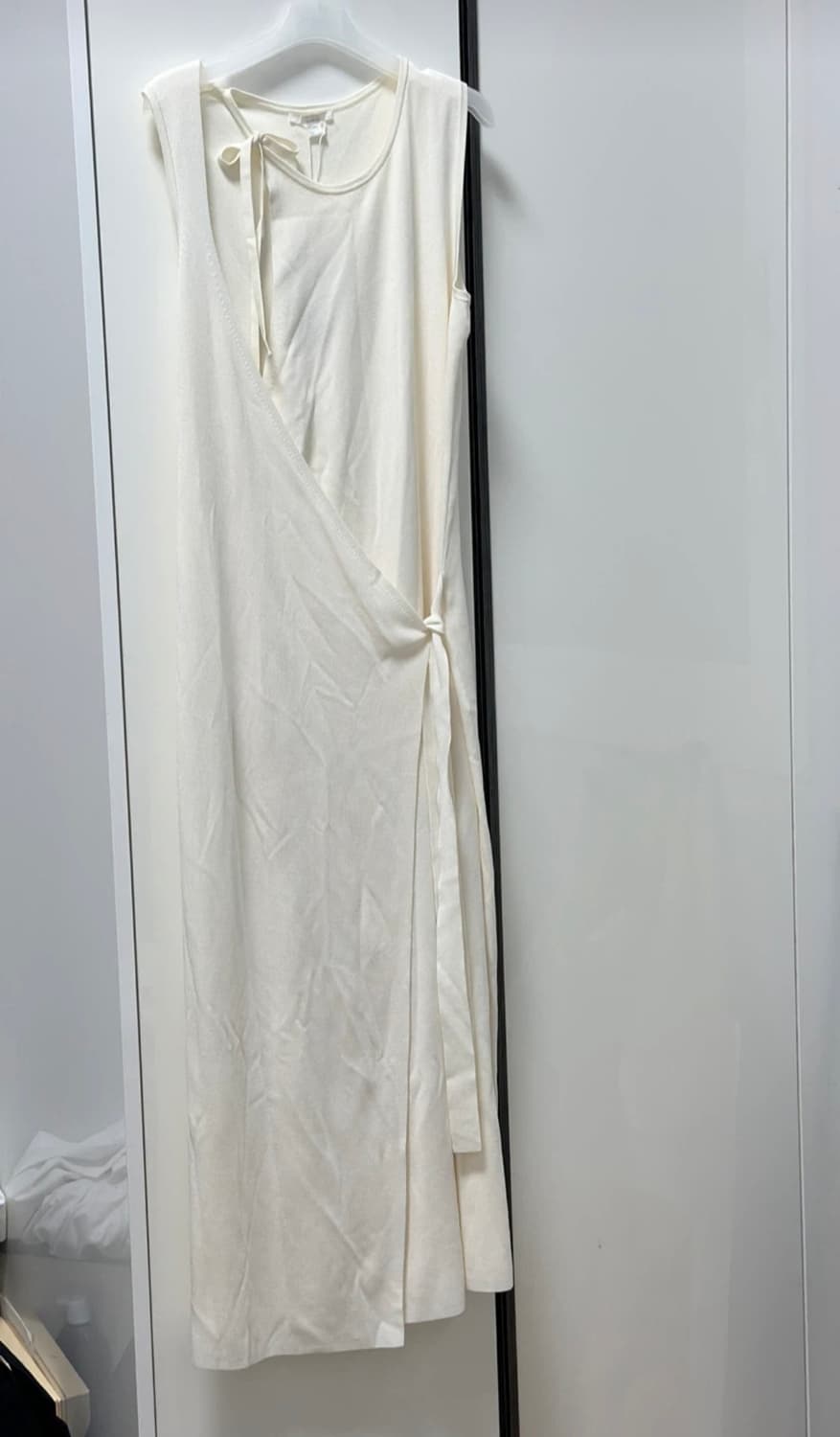 (새상품)COS 아이보리 랩 민소매 원피스 상품이미지5