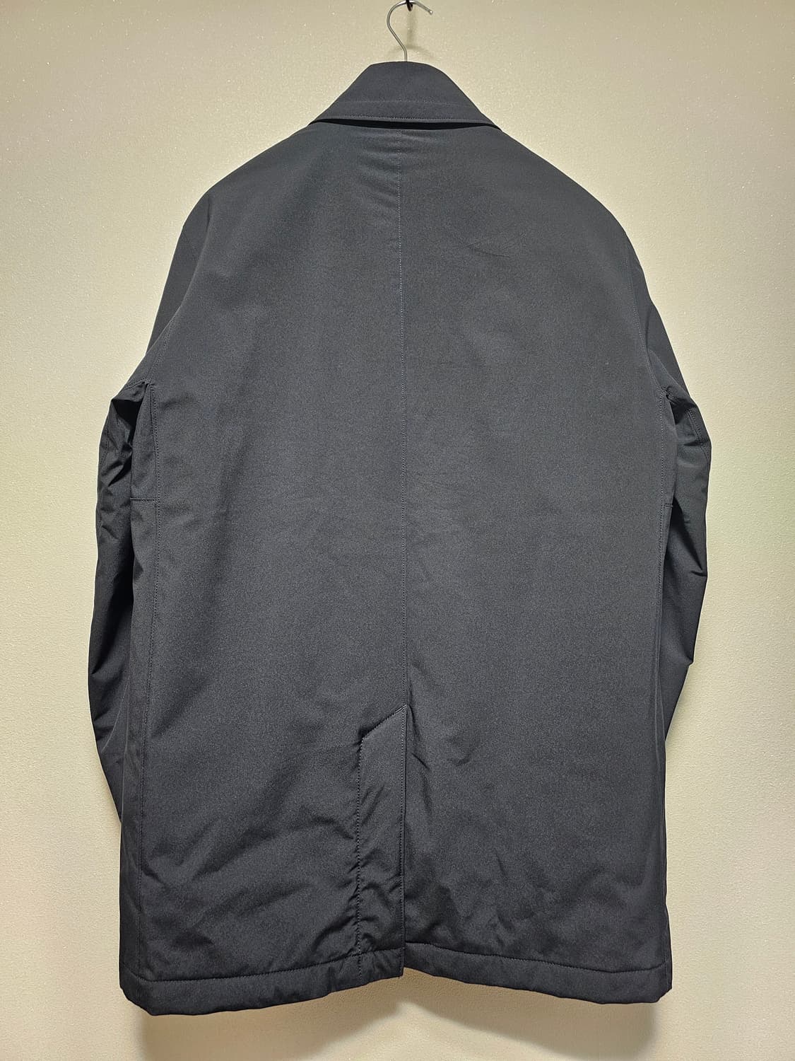 스톤아일랜드 소프트쉘 프리마로프트 코트 상품이미지2