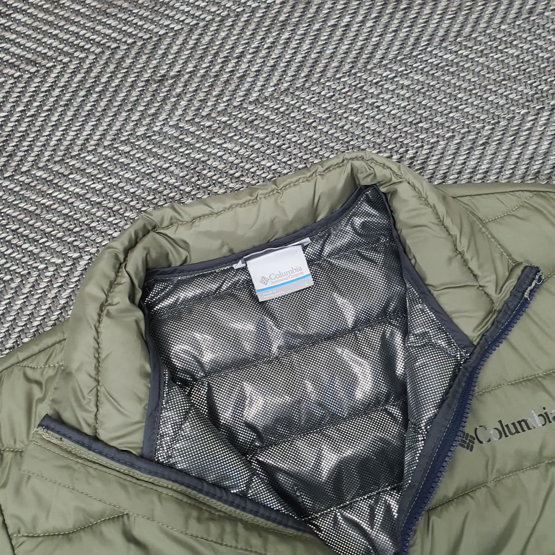 컬럼비아 경량패딩 자켓 남자105 상품이미지2
