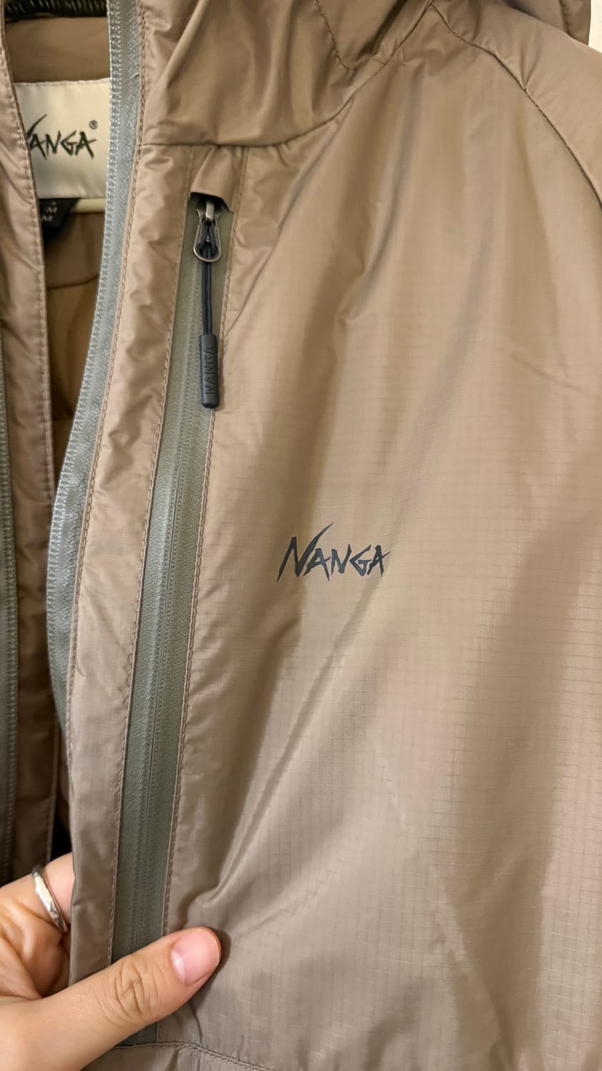 NANGA 난가 오로라 다운 코요테 덕다운 패딩자켓 상품이미지5