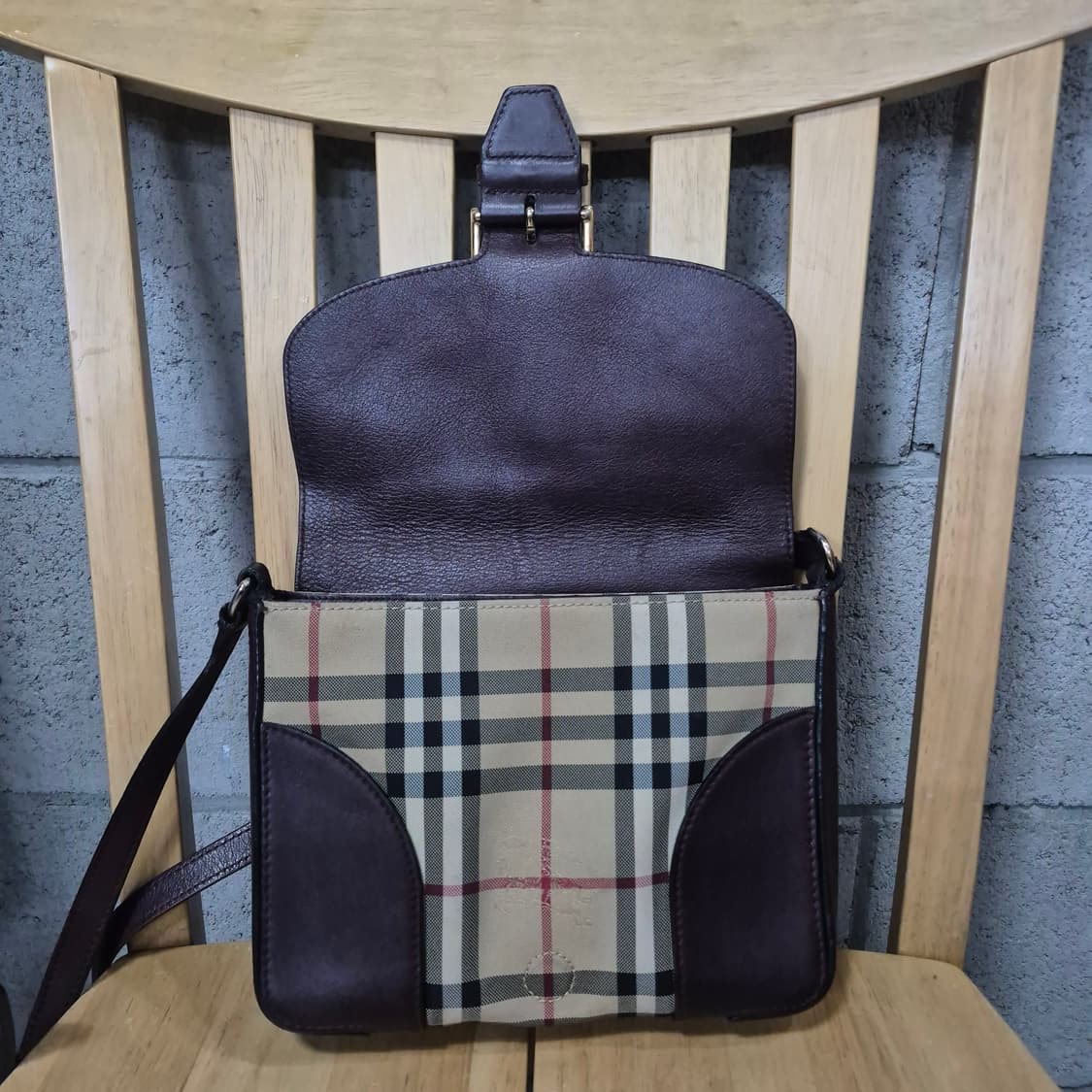 버버리 호스페리 디킨스 크로스백 상품이미지5