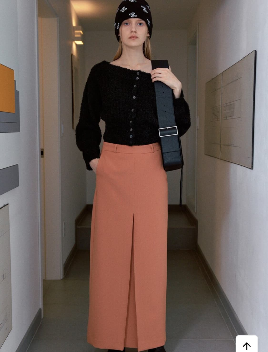 시눈 오프숄더 니트 가디건 feather knit cardigan 블랙 상품이미지2