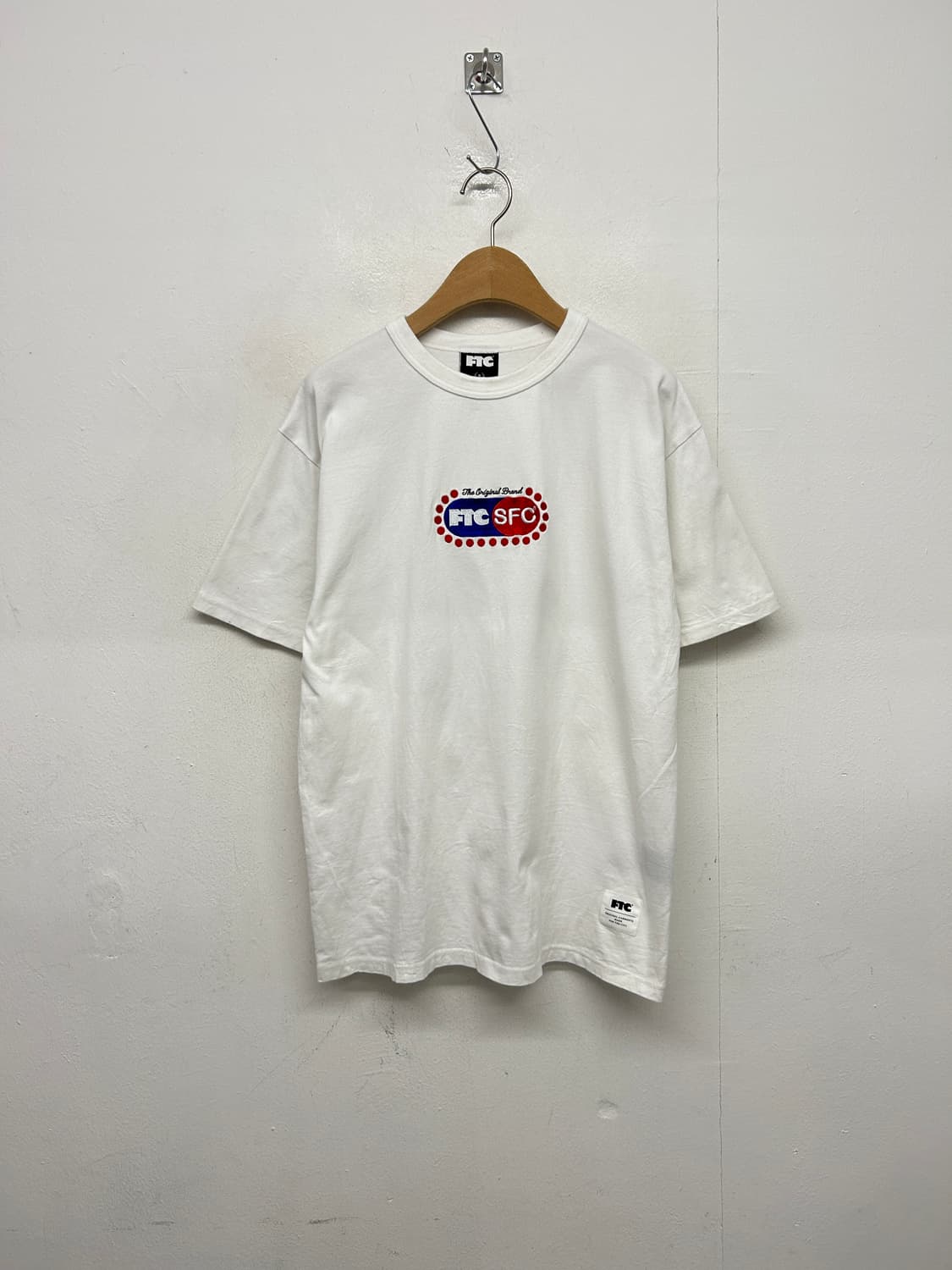 FTC SFC 화이트 반팔 티셔츠 상품이미지1