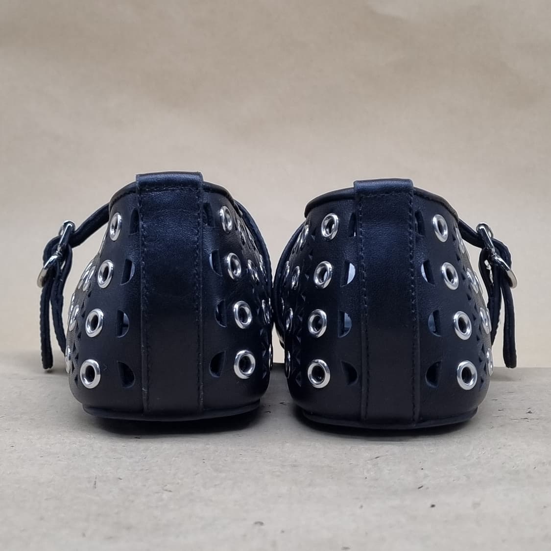 알라이오 발레리나 펀칭 플랫 슈즈38  240 상품이미지4