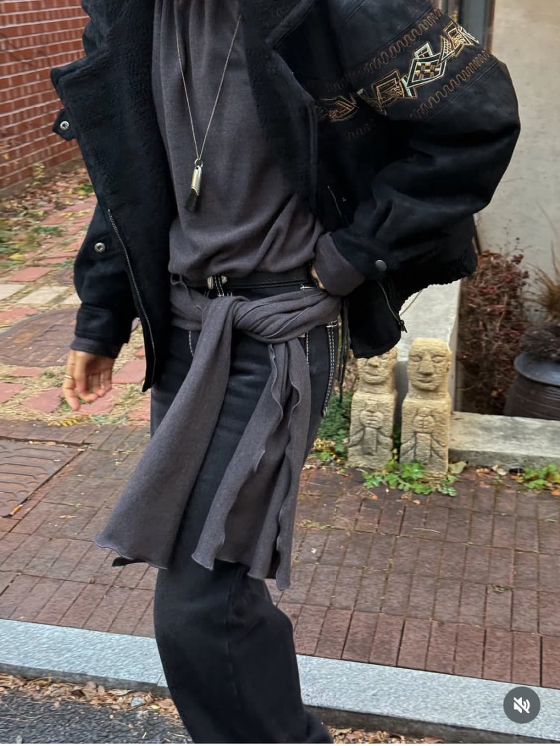 Unanswered mystery 무스탕 (black) 상품이미지8