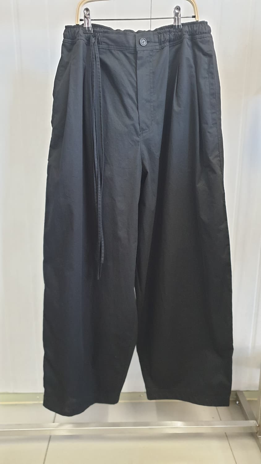 랑거컬렉트 25SS kitsch hip pocket wide pants 상품이미지1