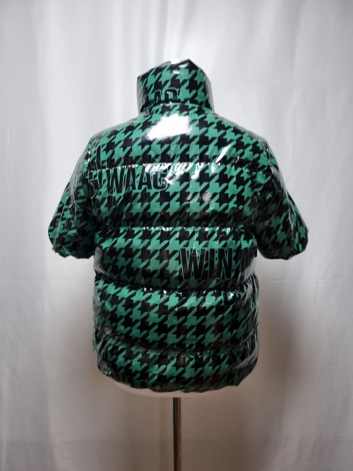 WAAC 왁 여성 구스다운 반팔 패딩 상품이미지2