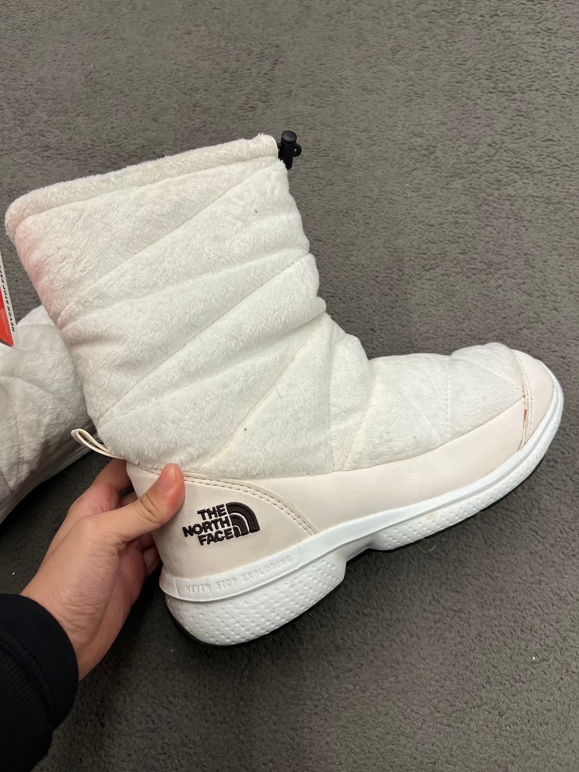노스페이스 털 부츠 새상품 처분  상품이미지2