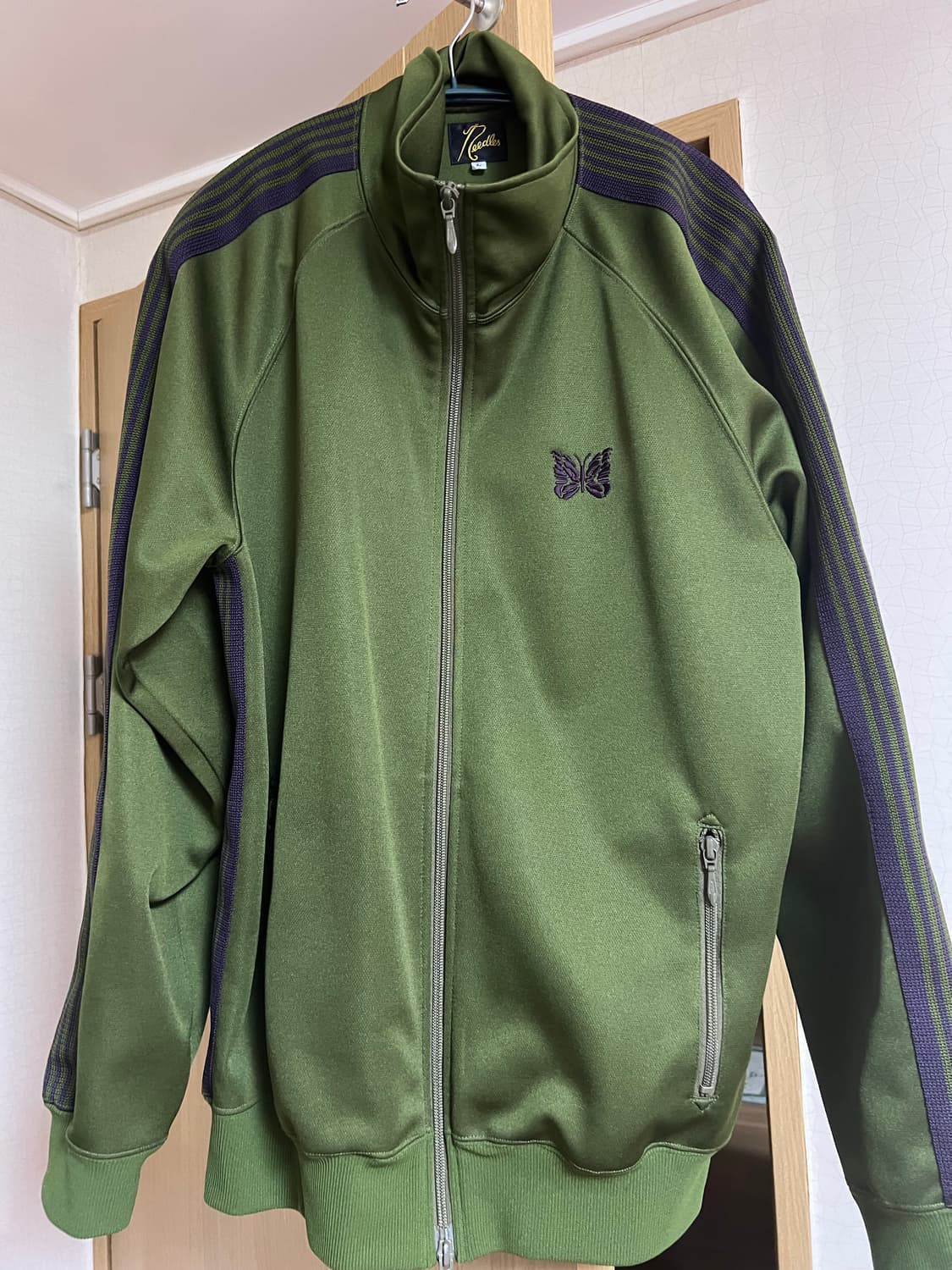 니들스 트랙 자켓 스무스 올리브 상품이미지1