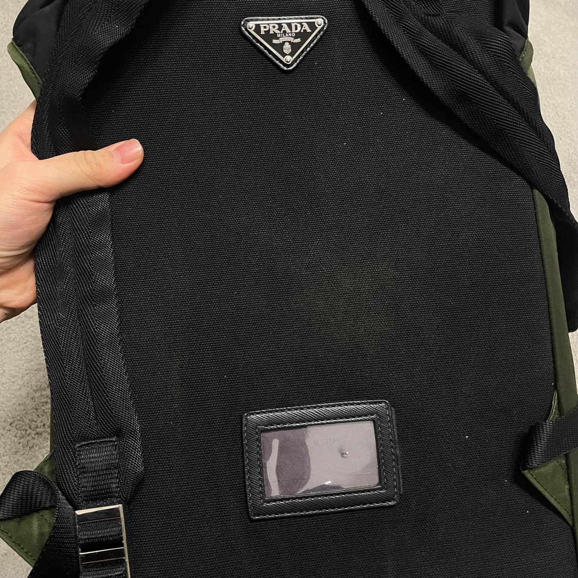 프라다 포코노 나일론 삼각 로고 올리브 그린 백팩 가방 kenijima 상품이미지6