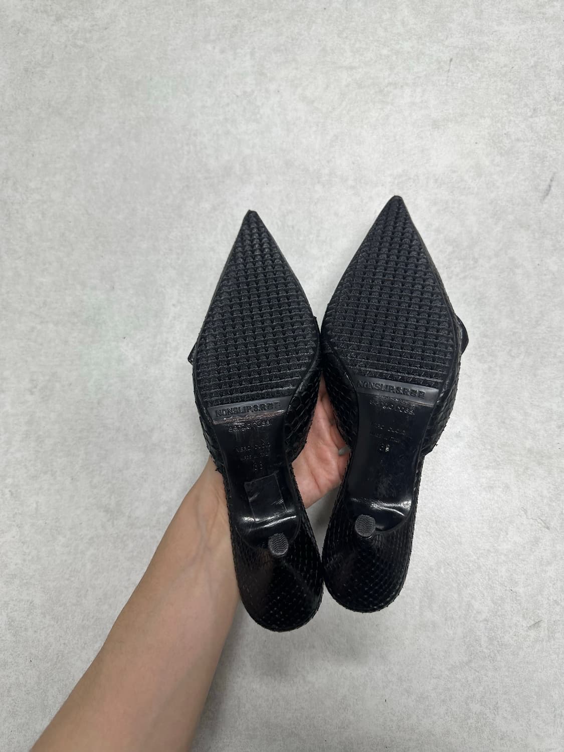 세르지오 로시 파이톤 버튼 힐 상품이미지9