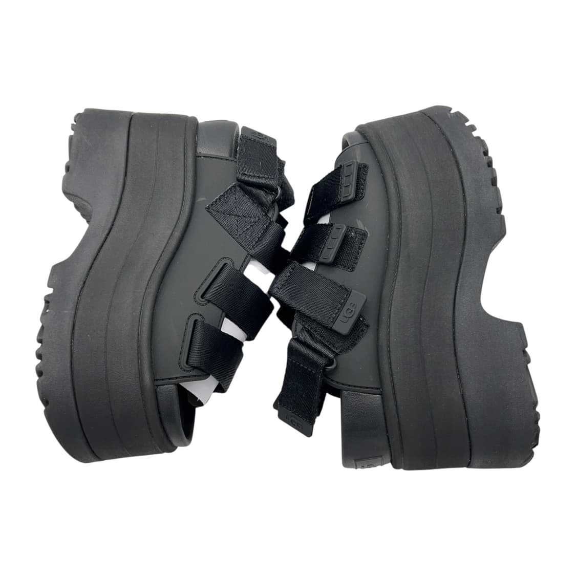 230 W 어그 골든라이즈 샌들 블랙 상품이미지3