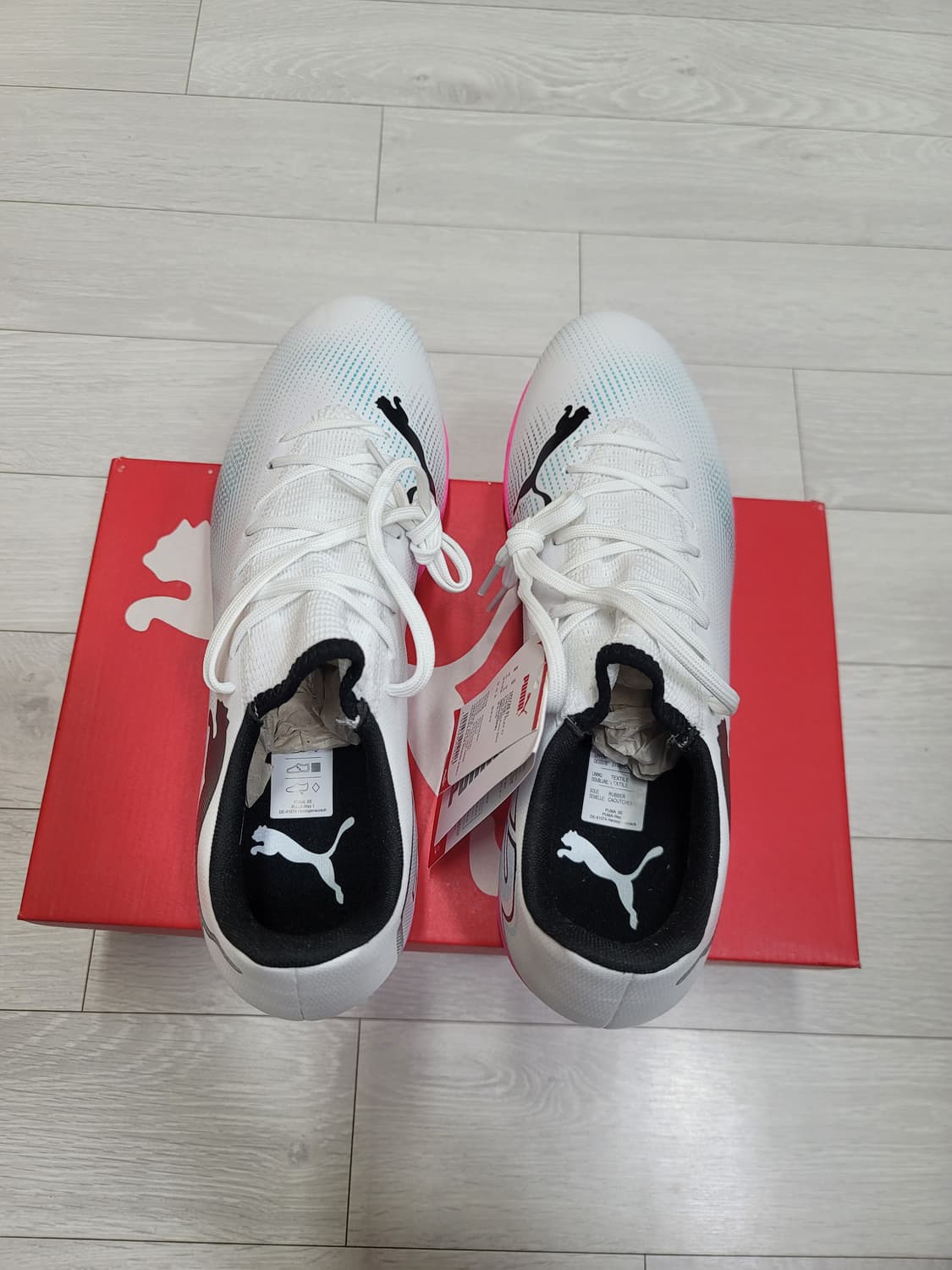 (280)푸마 풋살화 퓨처 7 플레이 TT[대전 직거래도 가능] 상품이미지7