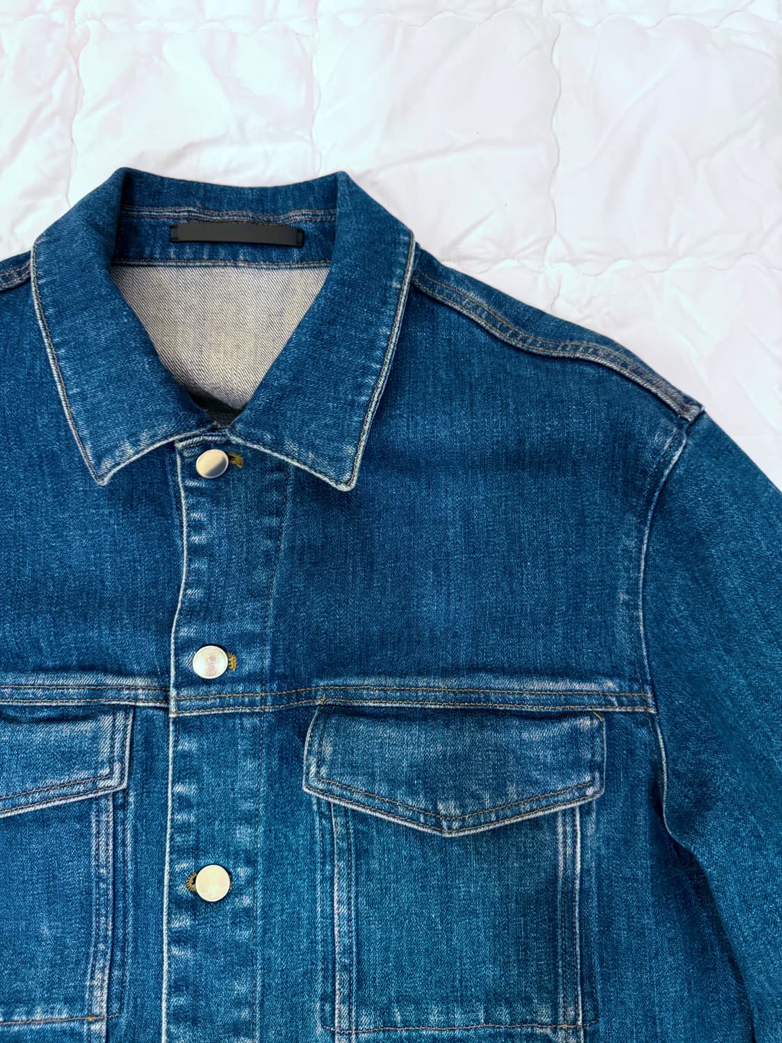 띠어리 데님 트러커 블루 상품이미지3