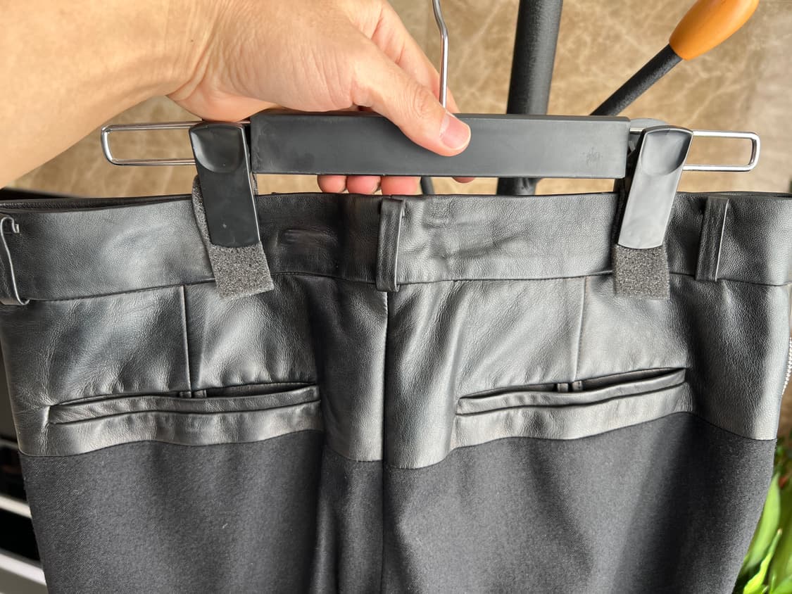 준지 16FW 리얼양가죽 배색 지퍼 디테일 팬츠 (블랙) 46사이즈 상품이미지5