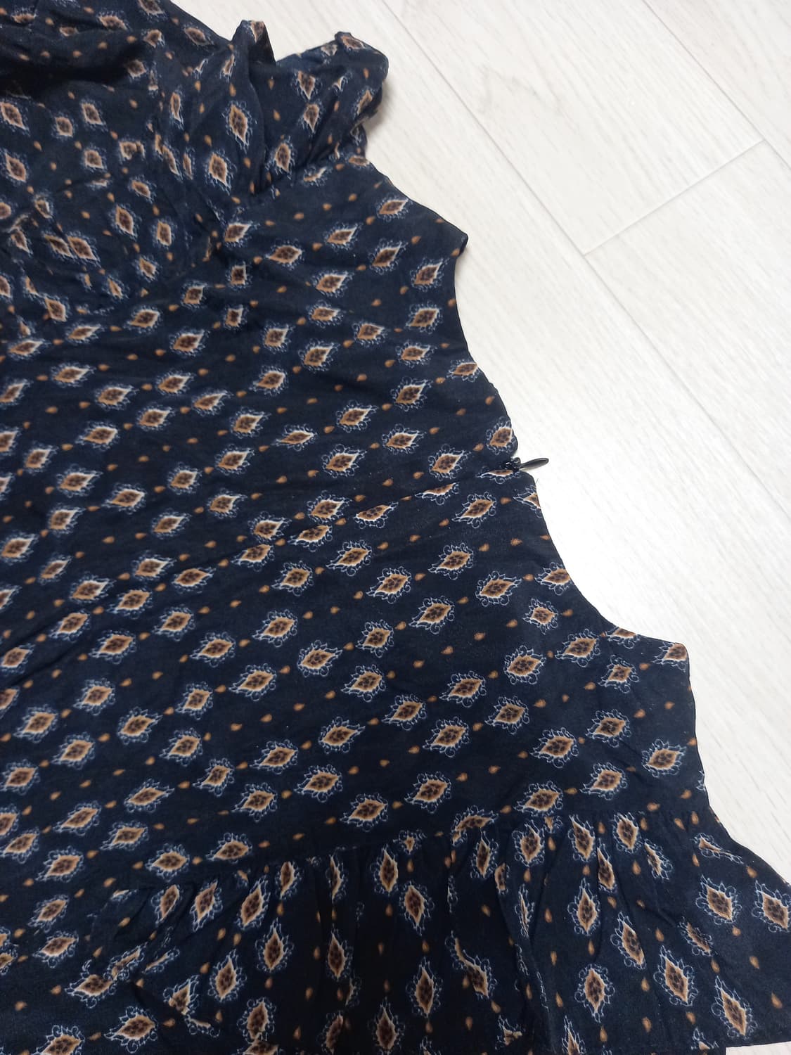 새상품 여성 쉬폰 어깨프릴 롱원피스~77 상품이미지5