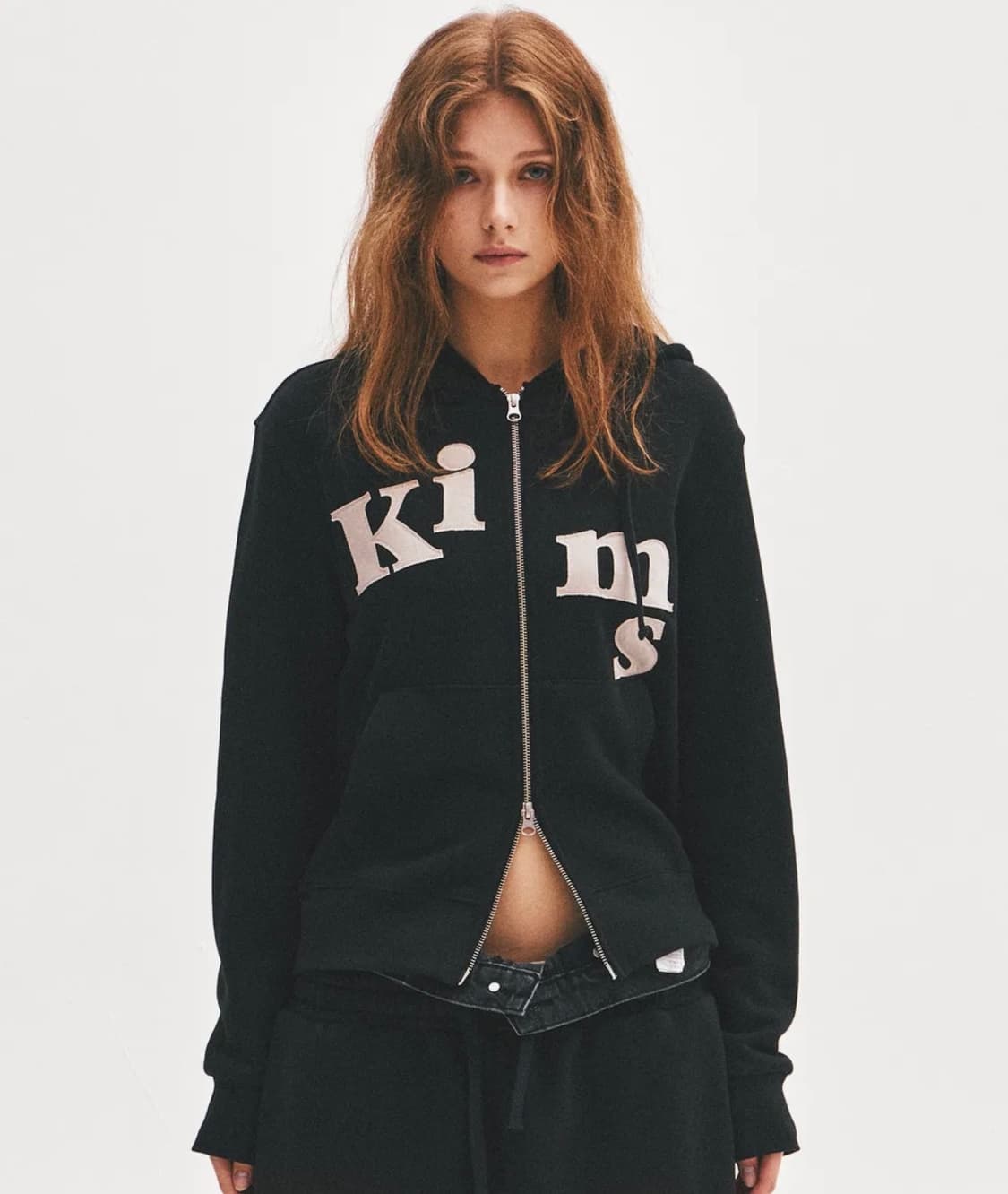 킴스 Messy Alpha App Zip Hoodie 상품이미지1