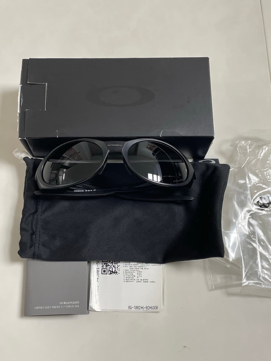 오클리 선글라스 OO9438-0158 블랙 상품이미지2