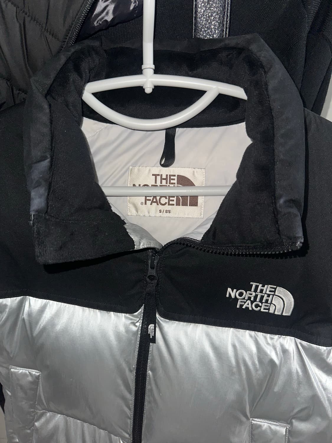 노스페이스 화이트라벨 여성 노벨티 눕시 다운 자켓 상품이미지6