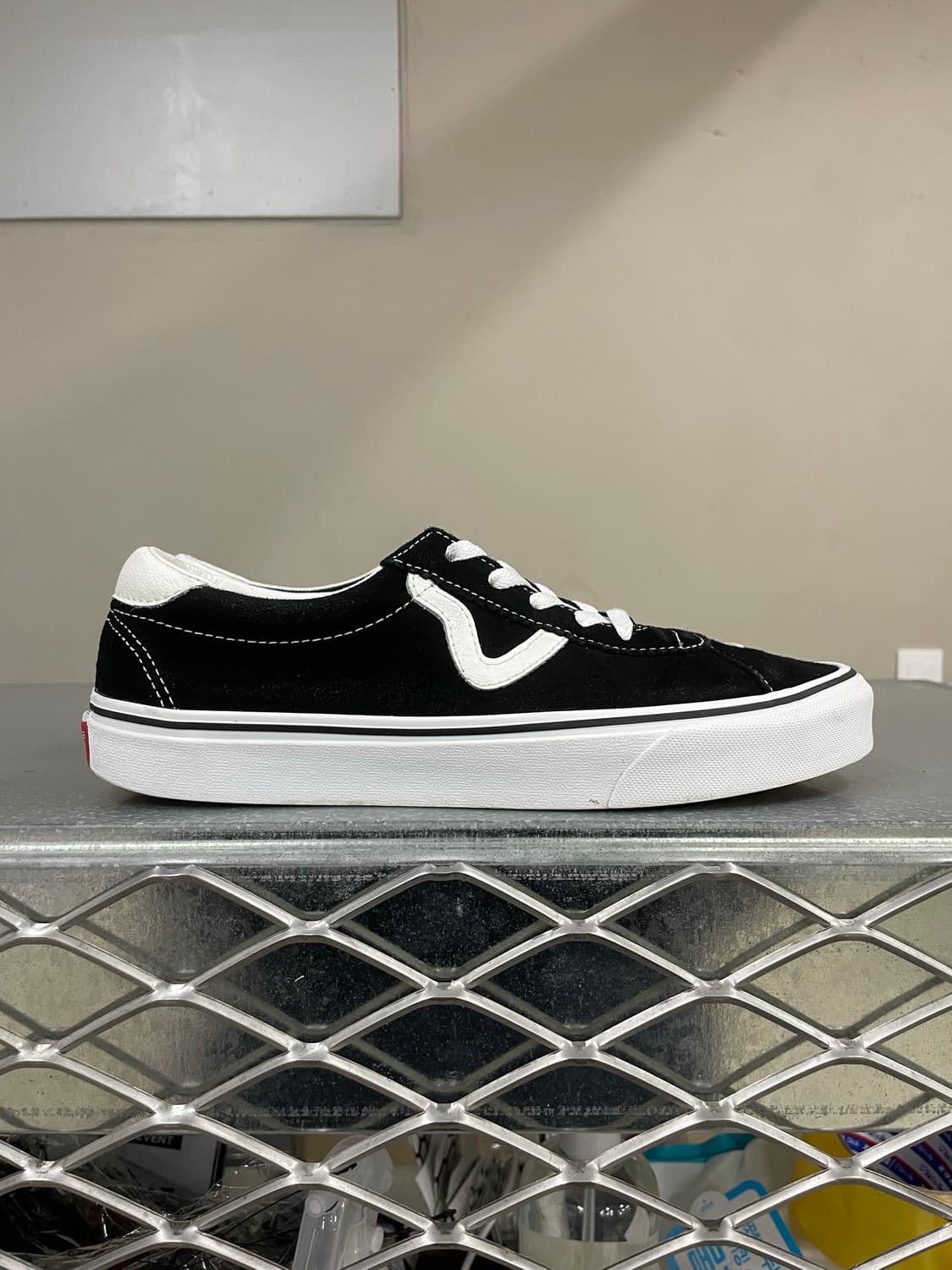 반스 UA 스포츠 스웨이드 블랙 265 상품이미지4