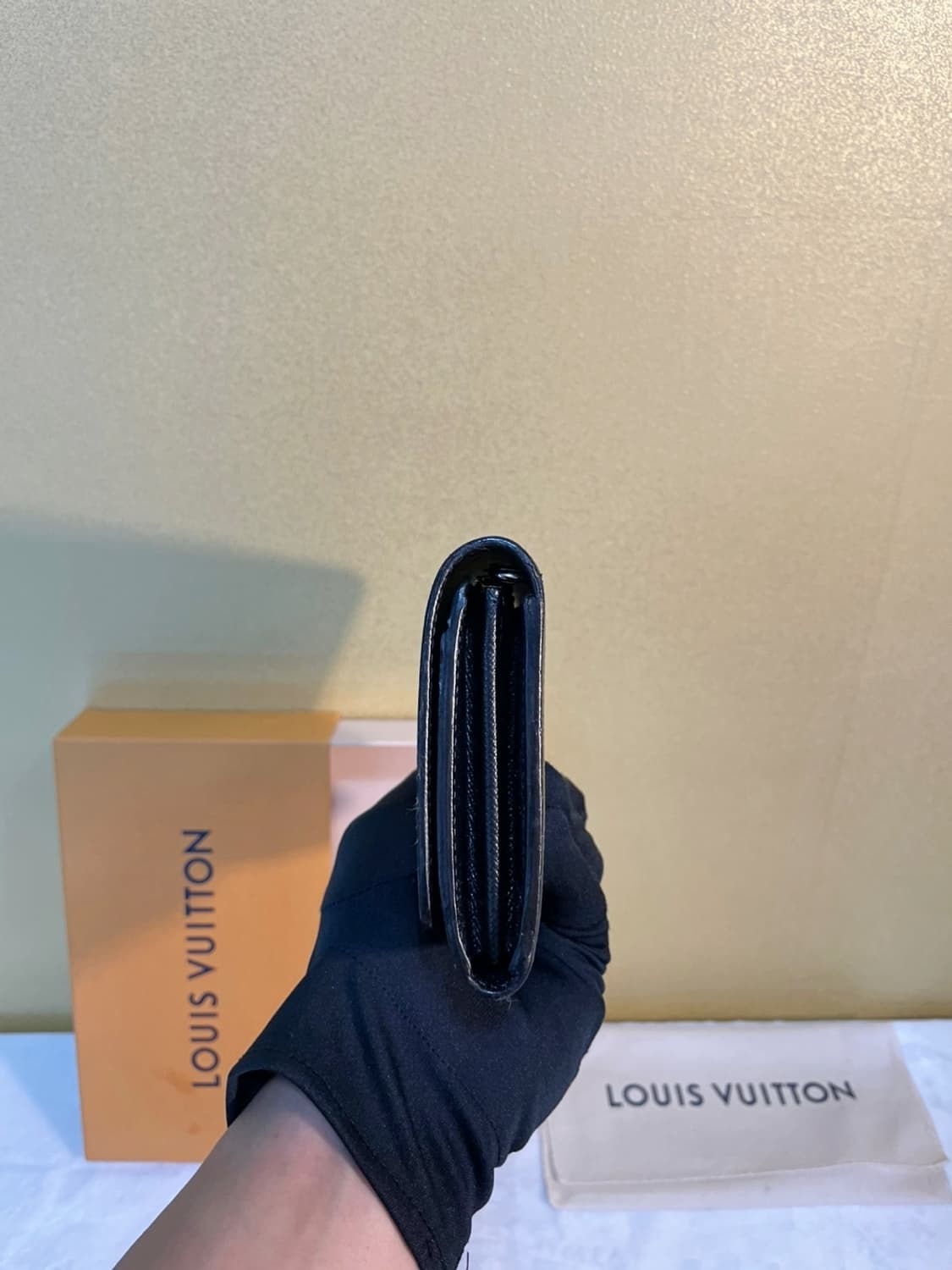 루이비통 블랙 에삐 루이즈 월릿 장지갑  상품이미지6